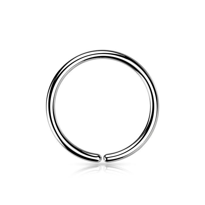 Zilverkleurige neusring van chirurgisch staal, minimalistisch design voor de neus